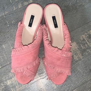 mango pink suede with fringe open toed heel